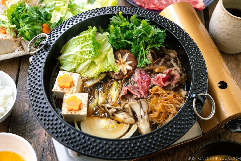 Sukiyaki - Vị ngon độc đáo của Ẩm thực Kobe